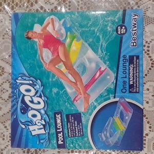 H20 GO!  pool lounge